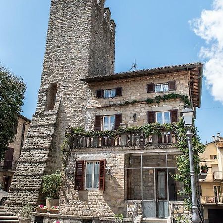 La Rosa Di Francesco Inn Valfabbrica 外观 照片